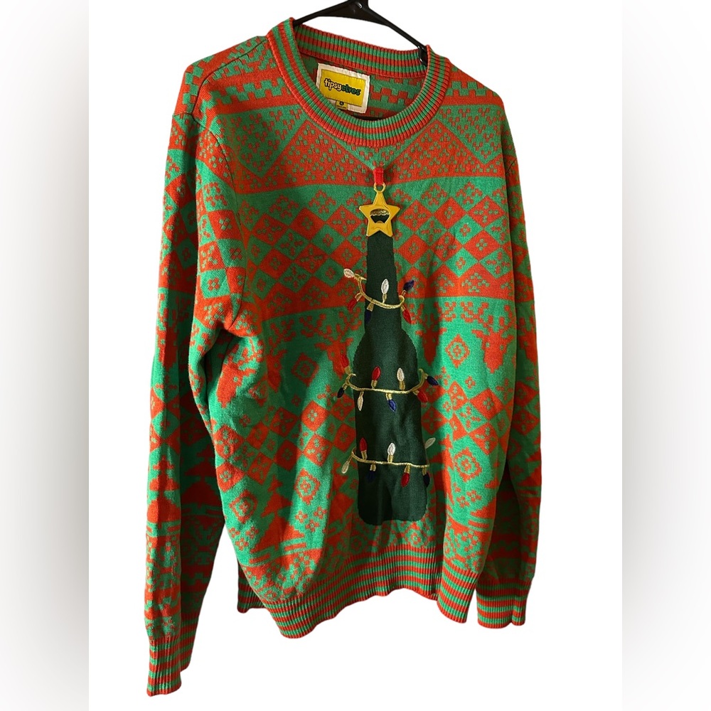 Size XL Tipsy Elves Christmas Sweater Pre Owned- No flaws